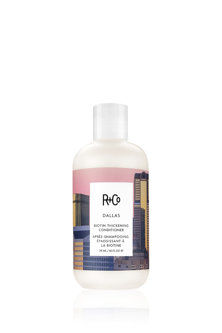 R+Co : DALLAS BIOTIN THICKENING CONDITIONER : <p>ДАЛЛАС КОНДИЦИОНЕР С БИОТИНОМ ДЛЯ ОБЪЕМА</p>

<p>Совершенно новый кондиционер ДАЛЛАС с биотином укрепляет, питает и придает силу тонким волосам. Придает еще больше объема и плотности. Идеально подходит для тонких волос, нуждающихся в дополнительном объеме и плотности.</p>
