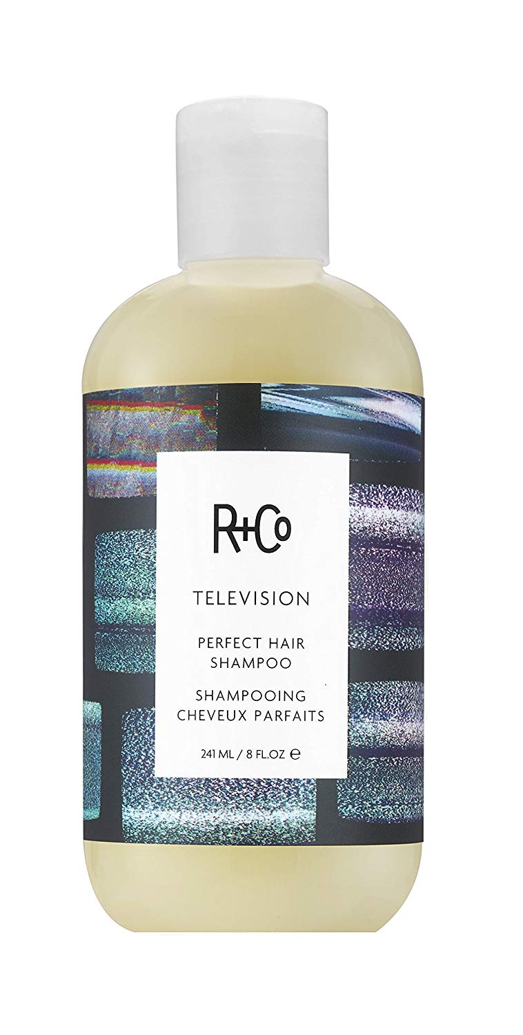 R+Co : TELEVISION PERFECT HAIR SHAMPOO : <p>ПРЯМОЙ ЭФИР ШАМПУНЬ ДЛЯ СОВЕРШЕНСТВА ВОЛОС</p>

<p>Революцию для волос покажут по всем каналам! ПРЯМОЙ ЭФИР шампунь сделает всё необходимое, чтобы твои волосы выглядели, как на экране: объем, блеск, укрепление, мягкость и гладкость. Именно поэтому мы и назвали его идеальным!</p>
